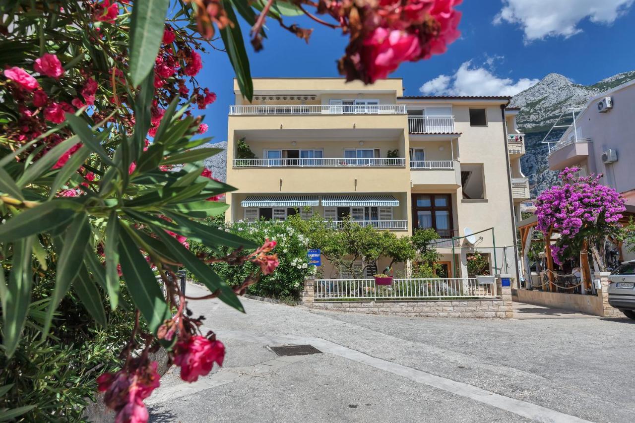 Beach Apartments Makarska Exterior photo